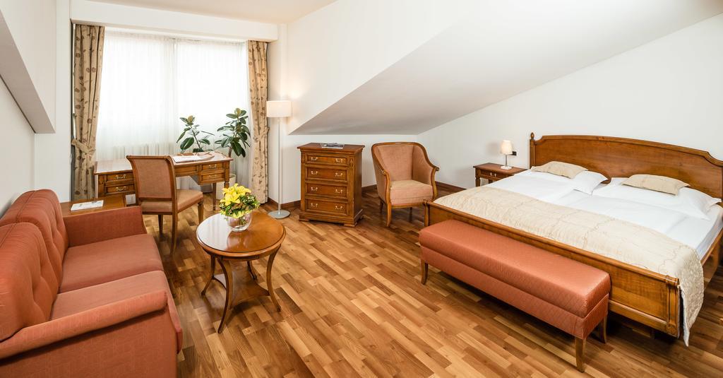 Hotel Restaurant Lilie 4*